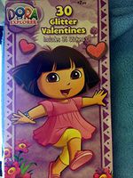 Dora the Explorer 30 Glitter Valentines Includes 35 Stickers