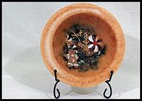 Habersham Candle Co Oh Snap! Ginger 7" Wax Pottery Bowl With Stand