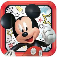 Mickey On The Go Paper Dinner Plates (8 ct)