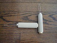 BUTTON HOOK LARGE RUBBER HANDLE - #2022 [Health and Beauty]