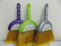 Handy broom with very short handle-For small mess-Quick cleaning (silver)