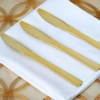BalsaCircle 100 pcs Gold Plastic Knives - Disposable Wedding Party Event Catering Tableware