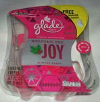 Glade PlugIns Scented Oil Starter Kit, 1 oil refill and 1 warmer. Welcome The Joy - Winter Berry