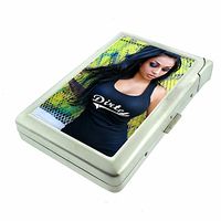 Chola Pin Up Girls Spanish La Vida Loca D5 Cigarette Case Lighter Smoking King Size Cigarettes Silver Metal Wallet 4" X 2.75" RFID Protection