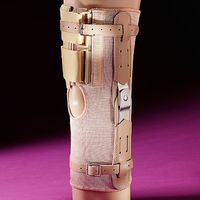 ELASTIC EXPANSION TOP HINGED KNEE BRACE SUPPORT 863 (XXXL)