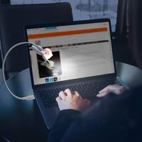 PIKADO Creative Diver USB Light, Premium Laptop Light with Flexible Gooseneck (White)