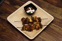 NATURAWARES 8 inches Disposable Palm Leaf Flat Square Plates Pack of 100 Biodegradable Dinnerware, Wooden Party Plates Pack, Suitable for Home, Catering, Parties & Weddings