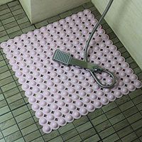 GHHZZQ 2 Pieces Bathroom Rugs Non-Slip Massage Suction Cup Bathtub Mat PVC Foot Pad Household, 6 Colors, 1.3 cm Thick, Multiple Sizes (Color : Pink, Size : 53x53cm)