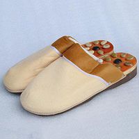 DMMSS Indoor Man Magnetic Improve Blood Circulation Massage Sandal Slippers Household acupoint Foot Massager Jade Stone Slippers, Khaki, 41