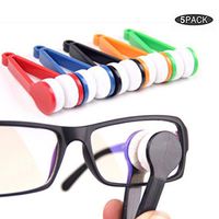 5Pcs Mini Sun Glasses Eyeglass Microfiber Spectacles Cleaner Soft Brush Cleaning Tool Mini Microfiber Glasses Eyeglasses Cleaner Cleaning Clip (Random Color)