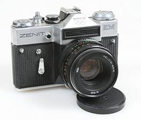 ZENIT EM HELIOS 44M 2/58 LENS KMZ BLACK SLR 35MM CAMERA