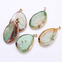 Yumten Natural Gems Irregular Crystal Luna Pendants Long Necklace Gift Bag Zelda Wolf Watchdog Warface Unicorn Teen Wolf Soy (Clear)