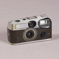 Single Use Vintage Design Wedding Camera Favor
