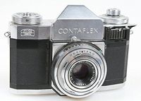 ZEISS IKON CONTAFLEX 35MM FILM CAMERA WITH ZEISS TESSAR 45MM F 2.8 LENS