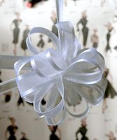 POSHNPRETTY 4" Arabesque Sheer Ribbon w/Satin Edge Pull Bow 18 Loops by 5/8" - Packs of 12 (White)