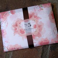 Signature Line - A Set of Valentine Note Cards | Rungtong & Co. Stationery Line