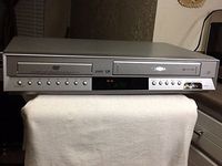 Toshiba SD-KV540SU DVD/VCR Video Cassette Recorder / DVD Player COMBO. Hi-Fi Stereo VHS & CD Player. Dolby Digital Sound. AV Cable Included. No Remote
