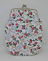 Eclipse Cloth White Background Flowered Vinyl Lined 100s Cigarette Pack Case