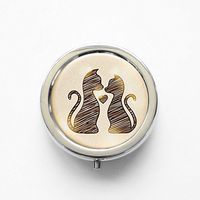 RhyNSky Animal Cat Mini Portable Pocket Pill Box Case Holder for Purse, 3 Compartments, Silvery, FS7