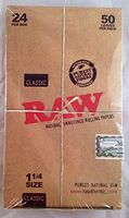 FREE Gifts If U Buy Raw Classic 1 1/4 24 Per Pack 50 Leaves Plus FREE American Flag Roller