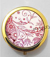 BlackKey Henna Hand Indian Wedding Tattoo Patterns 3-Compartment Decorative Pocket Gift Box Case Organizer for Pill, Color 2 -587