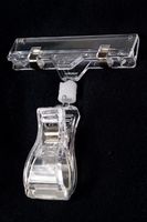 Displays2go 100 Clear Acrylic Clip-On Sign Holders with 360 Degree Rotating Ability for 0.25-Inch Thick Poster (RDBDPS4B)