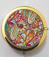 BlackKey Bohemian Pattern 3-Compartment Decorative Pocket Gift Box Case Organizer for Pill, Color 2 -2067