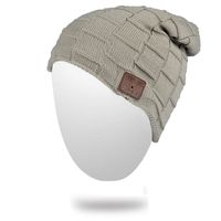 Momoday Wireless Beanie Knitted Winter Warm Music Unisex Hat Cap with Headphone Microphone for Hands Free Talking Winter Sports Fitness Gym Jogging Camping (LightGray2)