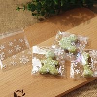 Hustar 200 Pcs Christmas Snowflake Self Sealing Cello Cellophane Bags Bakery Candle Soap Cookies Poly Bags 10x10cm