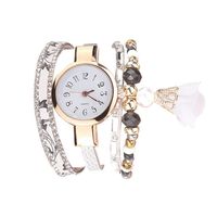 Sunhusing 1 PC Women Vintage Style Shining Pearl Bracelet Watch Dial Rhinestone Analog Quartz Wrist Watch(D2)