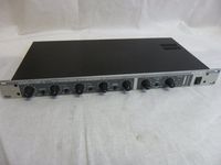 APHEX 722 Dominator II Precision Peak Limiter -Switchable Pre De-emphasis Stereo
