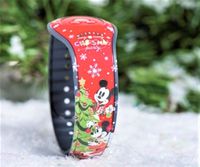 Disney Parks 2019 Mickeys Very Merry Christmas Holiday Party Limited Red Cinderella Castle Magic Band