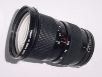 Canon FD 35-105 mm F3.5 MF Macro Zoom Lens