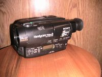 SONY CCD-TR83 Video8 8mm HandyCam Camcorder