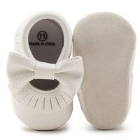 Delebao Infant Toddler Baby Soft Sole Tassel Bowknot Moccasinss Crib Shoes (6-12 Months, White)