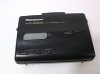 Panasonic Stereo Radio Cassette Player Walkman Style RQ-V185 Digital Tuner Auto Reverse