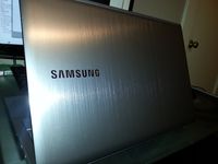 Samsung NP780Z5E-S01UB 15-Inch Laptop(i7-3635QM Processor, 2.40 GHz, 8GB, 1TB, External Graphics)  Bare Metal
