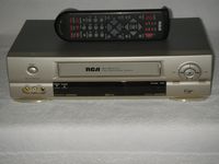 RCA Accu Search 4 Head Hi-Fi Stereo VCR,Model VR633HF, Remote control.