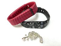 Set Small S 1 Ornament Design 1 Red with White Dots Spots Colors Replacement Bands With Clasps for Fitbit FLEX Only /No tracker/ Wireless Activity Bracelet Sport Wristband Fit Bit Flex Bracelet Sport Arm Band Armband + Nice Crystals Feather Brooch