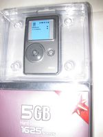 RCA H125A 5GB Hard Drive Music Player MP3 Player by RCA