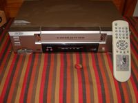 Sanyo VWM-700 VCR 4-Head Hi-Fi Stereo Video Cassette Recorder