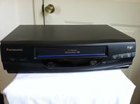 Panasonic PV-V4020 VCR Video Cassette Recorder 4-Head Hi-Fi Stereo Omnivision VHS Player. VCR-Plus+. Works Great.
