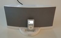 Bose Sound Dock Series 1 Digital Music System For iPod iPhone. Comes With The Power Cord And Remote Controller. (Please Read Condition Details First).