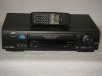 JVC Pro-Cision 4 HEAD Hi-Fi Stereo VCR, Mdel #HR-VP670U.